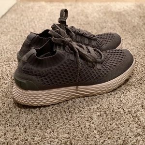 Nobull runners / running shoes